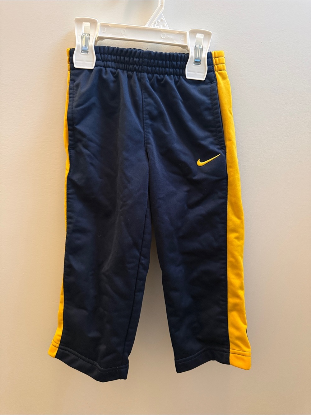 Nike Toddler Navy Track Pants with Yellow Stripes – 2T
